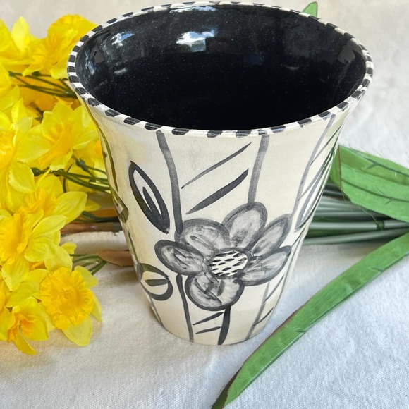 Black and White Pottery Vase or Kitchen Crock with Daisies and Stripe Design - Picture 5 of 10